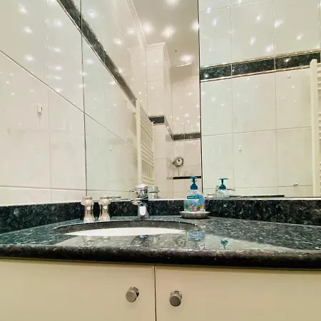 Apartment Residenz Bleichroeder - Ferienwohnung Antoinette *